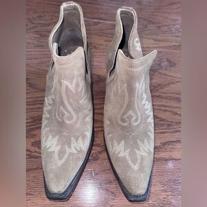 Ariat Dixon Women’s Taupe Suede Western Ankle Boots with White Stitching